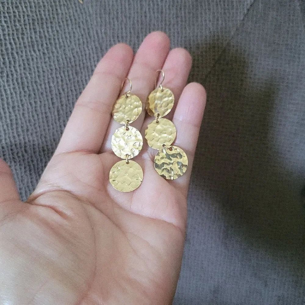✨️HP✨️ Gold💛 Filled Hammered🔨 Triple3️⃣ Disc📀 Earrings - Picture 2 of 15